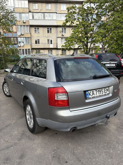 Продам  Audi   А4 B6 1.8.турбо .Газ.