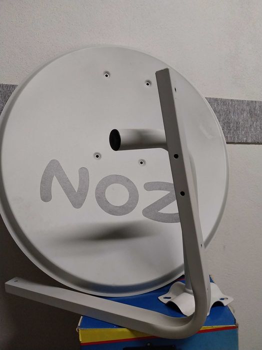 Antena parabólica + motor DiSEqC + LNB Quad Universal