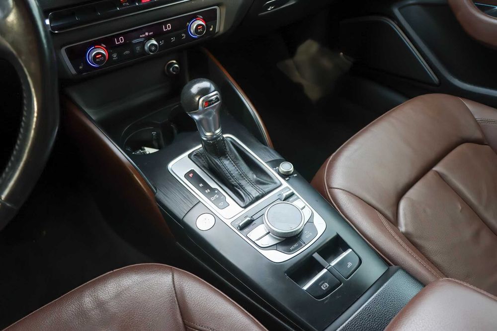 Audi A3      2015