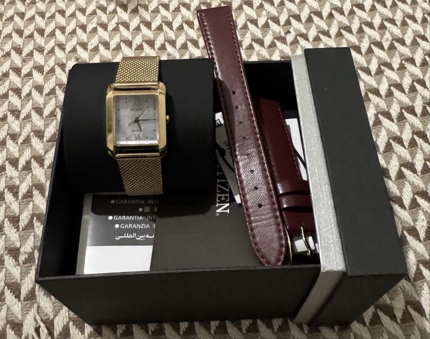Часы годинник citizen жіночий