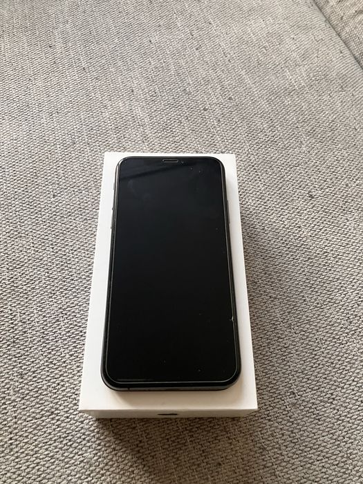 iPhone XS 64GB 75% baterii