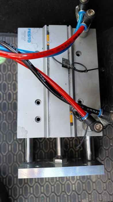 Festo  DFM 80-200 P-A KF Duży z całym osprzętem  warto