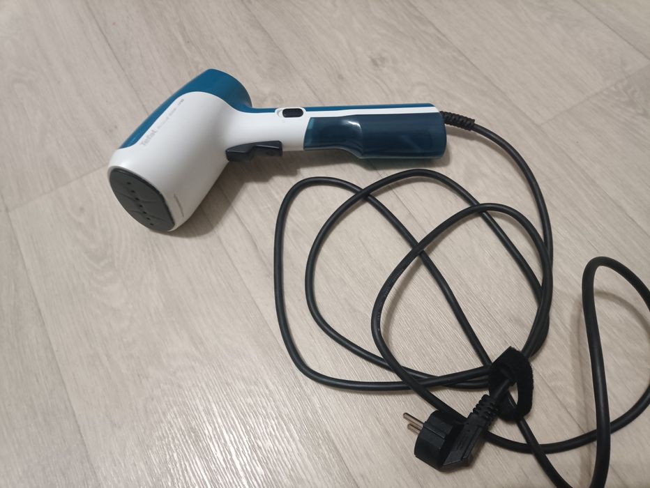 Продам отпариватель Tefal