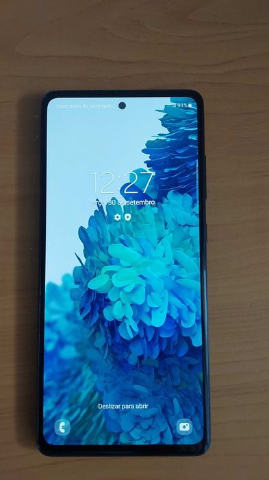 Vendo Samsung S20 FE 5G 6/128GB Dual SIM impecável