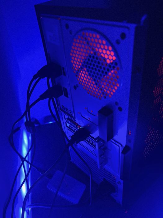 Computador Desktop Acer Nitro N50-610  (PC Gamer)