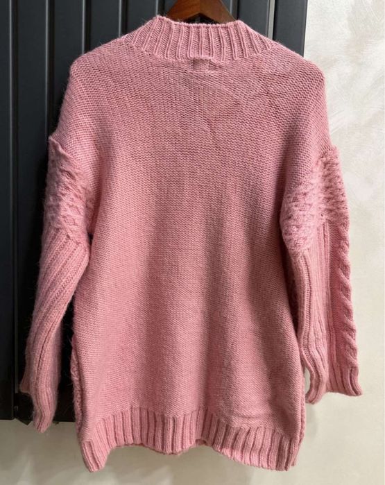 Теплий рожевий розовый вязанний светр крутий кофта коси Zara S M