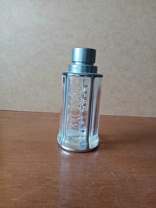 Pusta buteleczka po wodzie toaletowej Hugo Boss The Scent 100ml