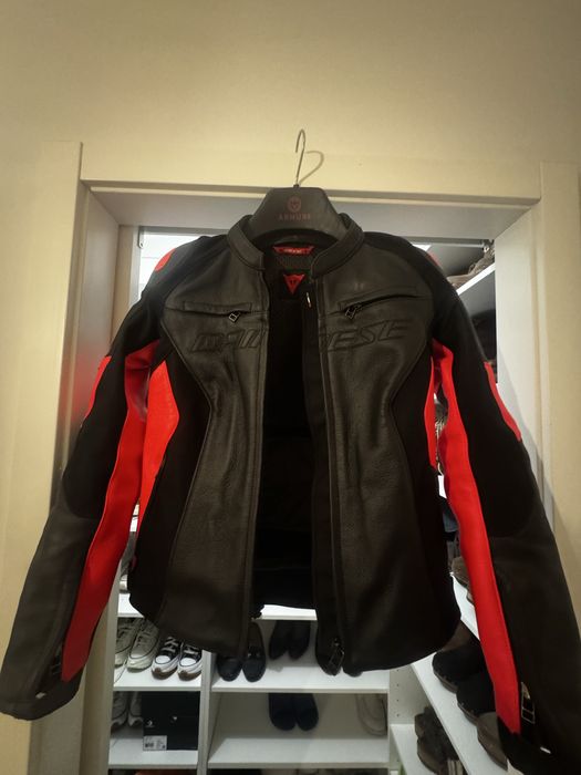 Casaco/busão Dainese Racing 4 couro/pele moto