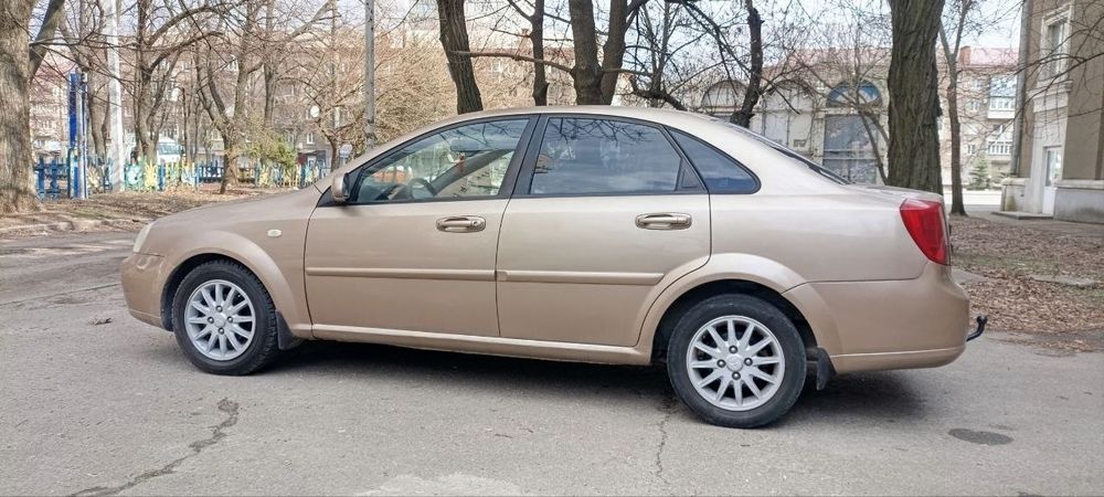 CHEVROLET LACETTI 1.8 газ бензин механика