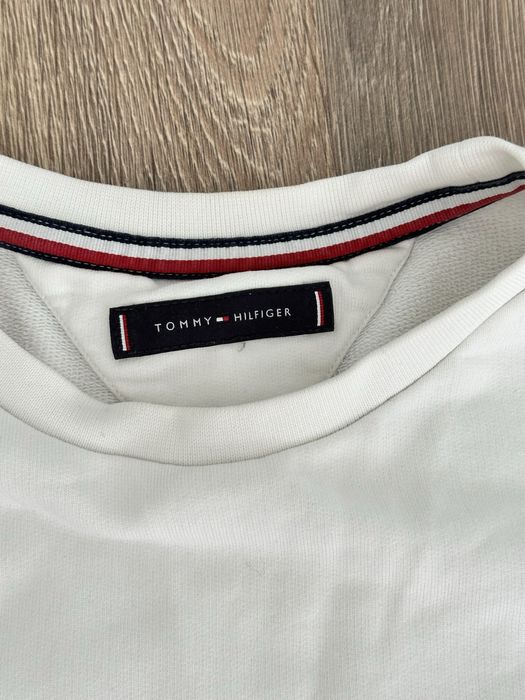 Світшот  Tommy Hilfiger.