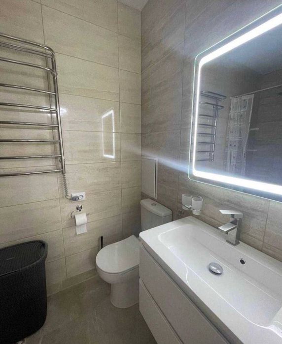 Продається 2 кімнатна Проспект район Формаркету