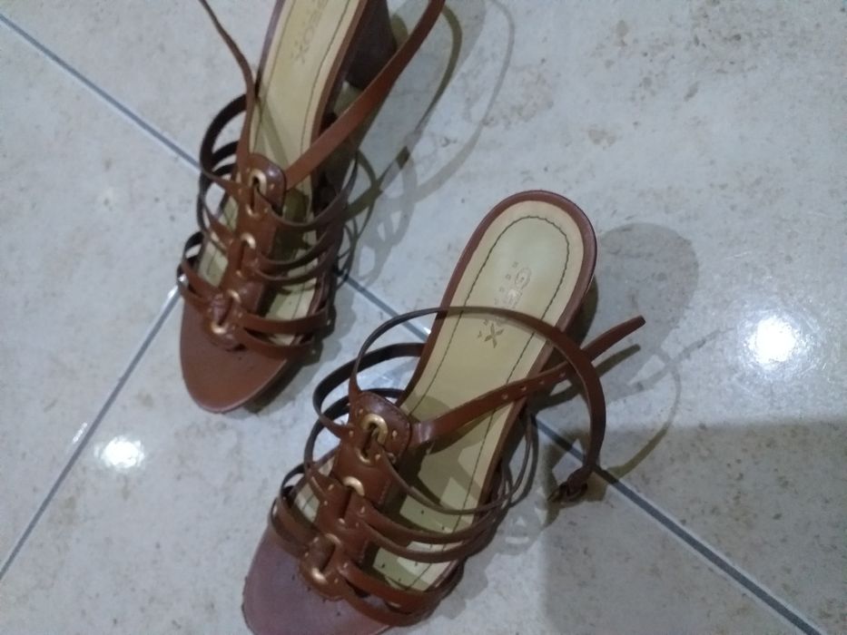 Sandálias, marca geox