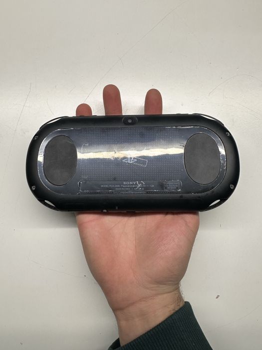 Psvita slim + carregador + fifa football