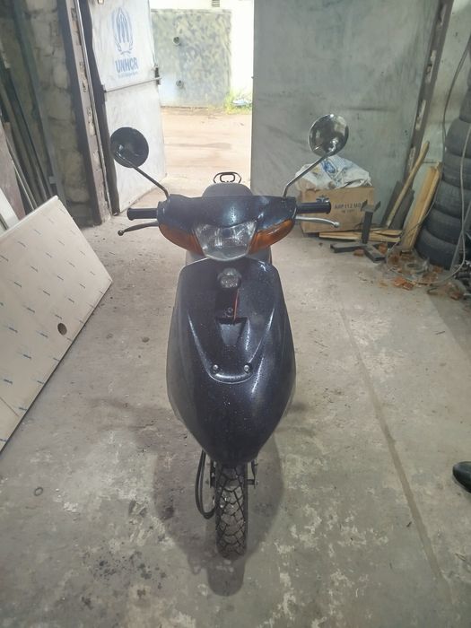 Suzuki lets 2 new/lets 3