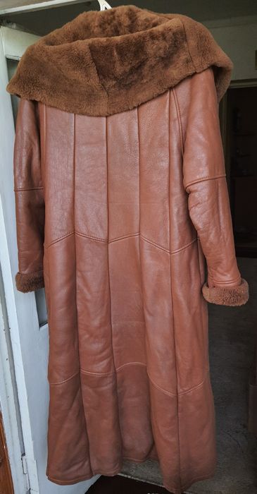 Дублёнка натуральная длинная с капюшоном. Дублёнка женская.
