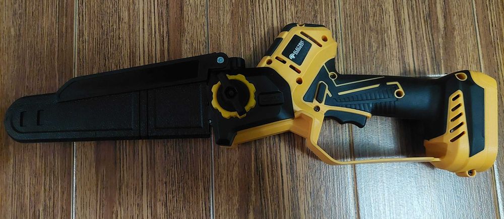 Piła akumulatorowa łańcuchowa DeWalt 8 cali