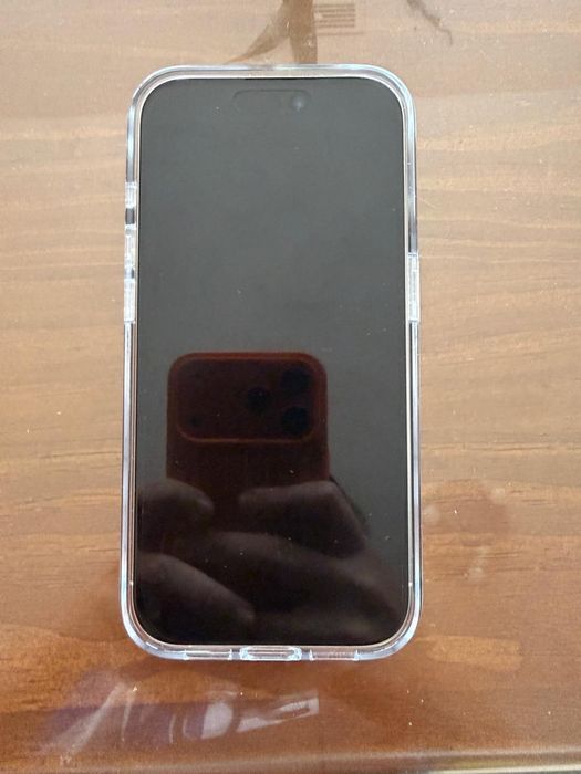 Iphone 15 pro excelente