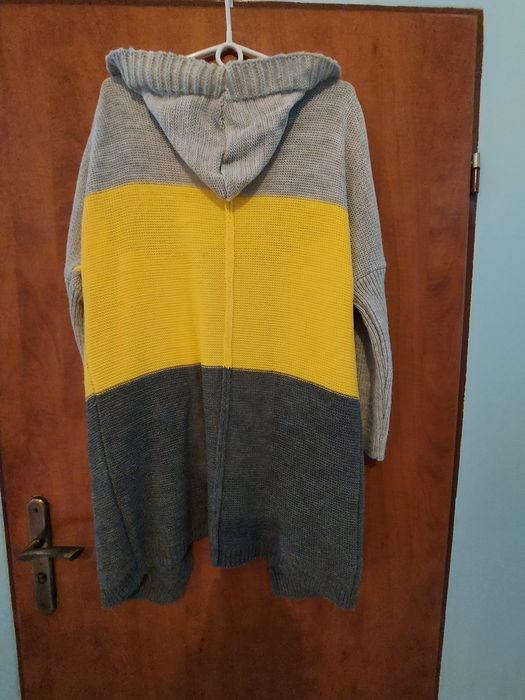 Kardigan damski.