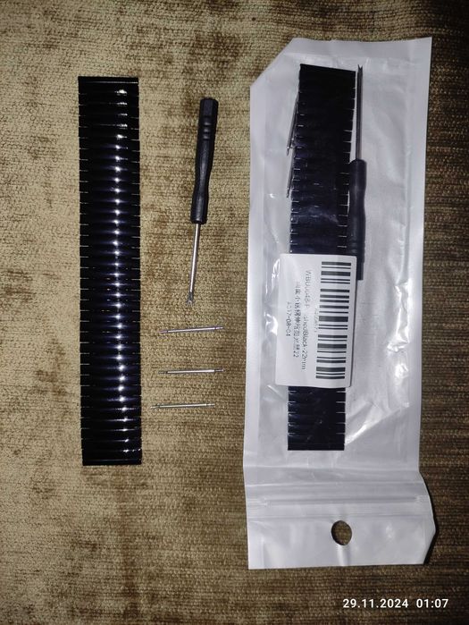 Браслет для часов нержавка резинка эластичный 20 мм и 22 мм. . Новый.