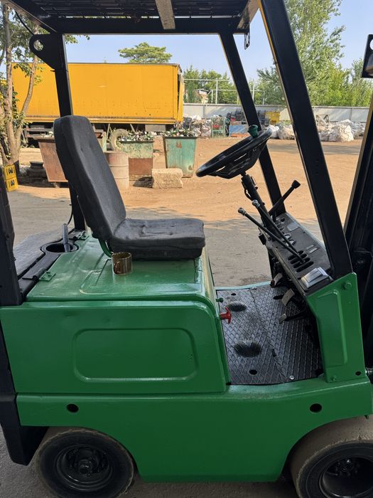 Продам Вилочный погрузчик