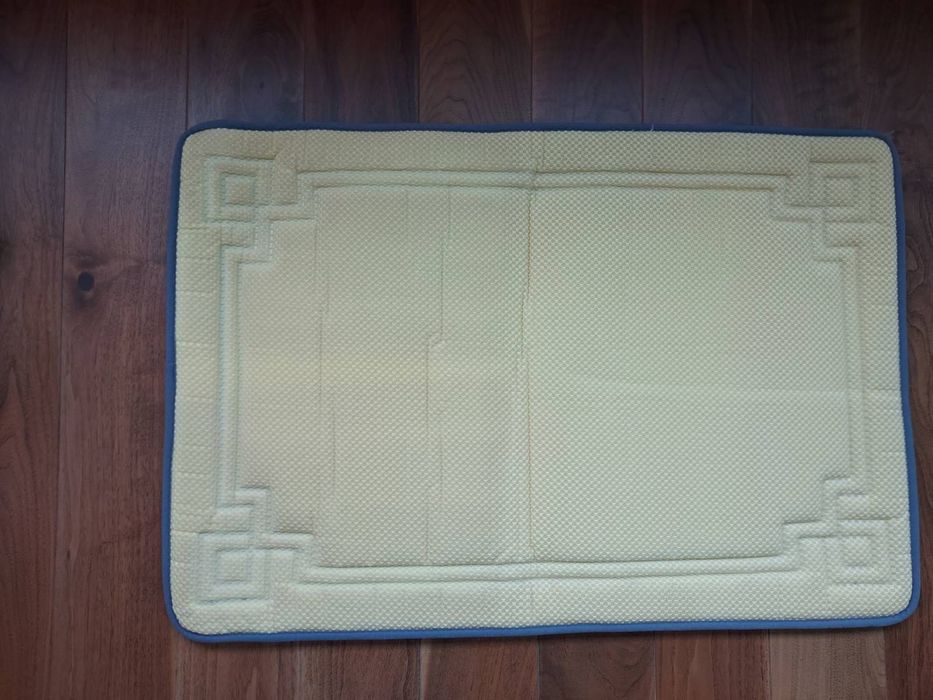 Banheira REGALWOVEN com padrão geométrico, espuma viscoelástica
