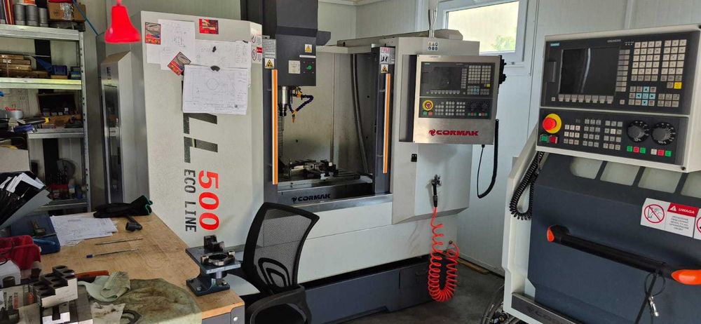 Cenrtum Obróbcze Pionowe CNC Do Metalu MILL500 12 narzędzi BT40 3,7kW stan BDB Sinumerik 808D
