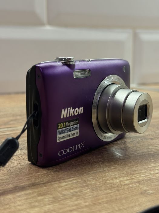 Продам цифровий фотоаппарат NIKON COOLPIX S2900 в гарному дуже стані