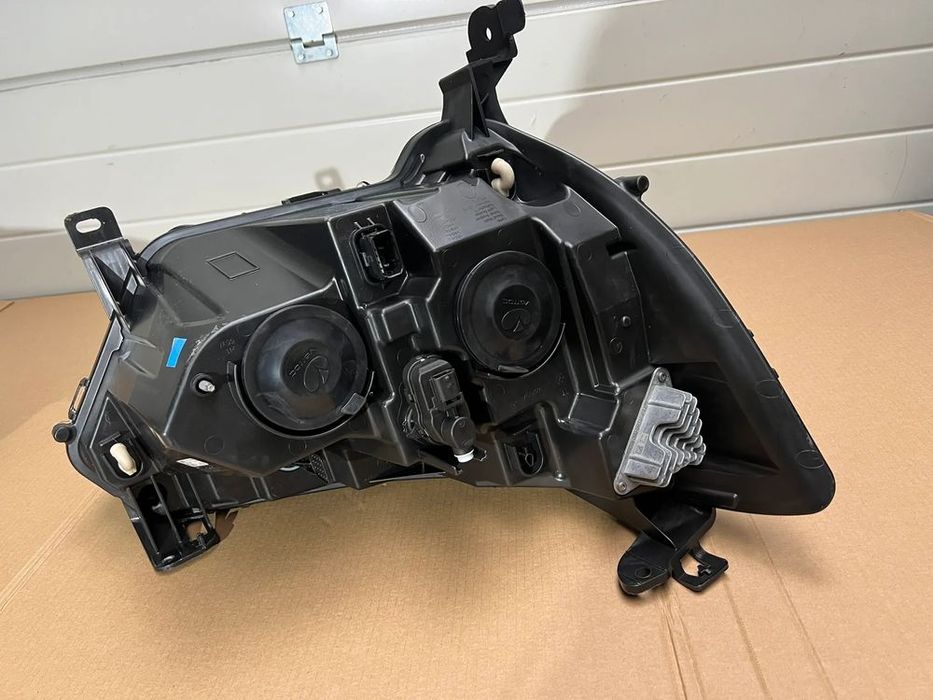 Renault Master IV 4 lampa przednia lewa bdb WSZYSTKIE CZĘŚCI MASTER