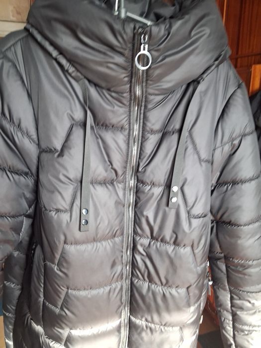 Продается  курточка тёплая.