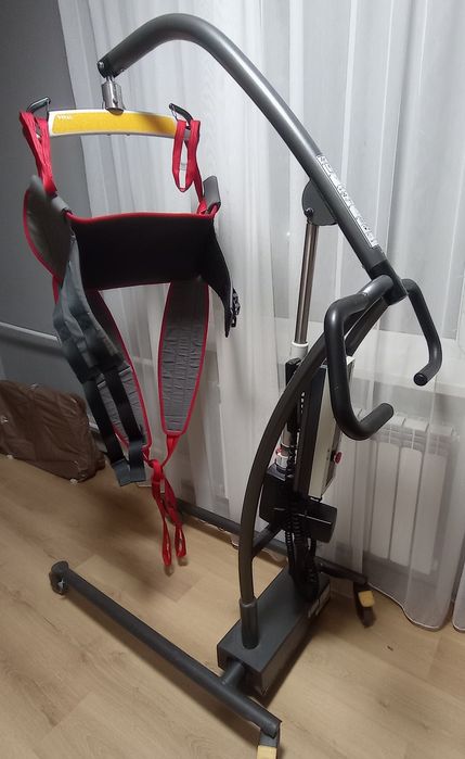 Електричний підйомник для інвалідів