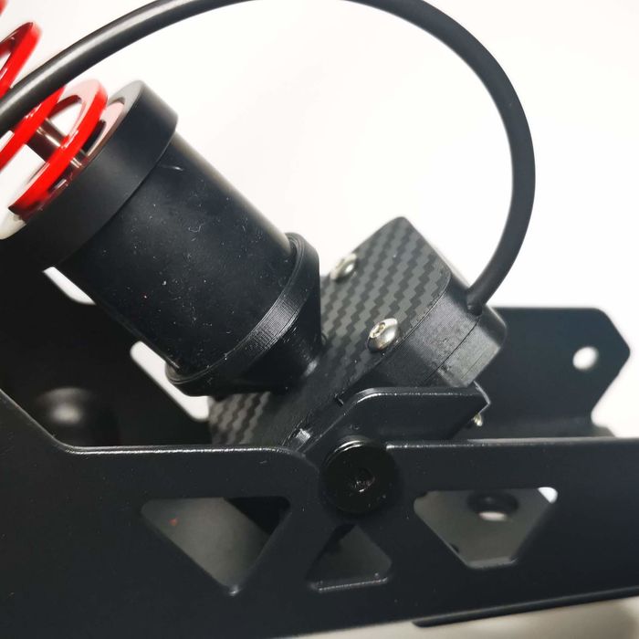 Moza R5 Bundle + Alien Loadcell brake mod + BMW carbon stickers