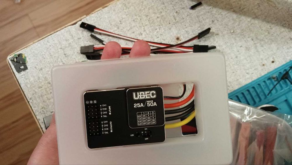 Регулятор живлення HOBBYWING – 25A HV UBEC