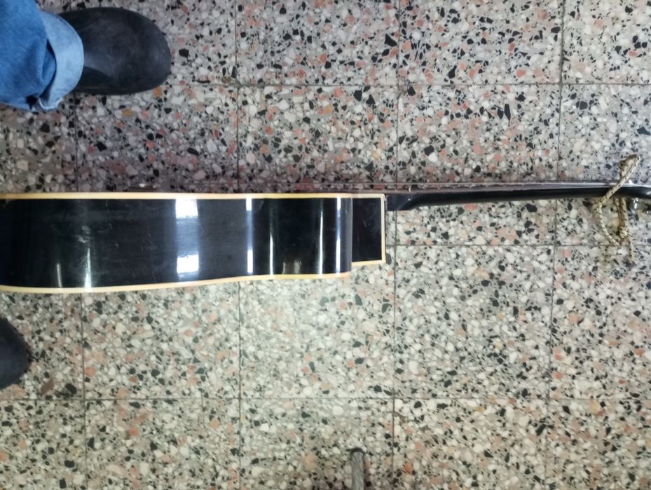 Guitarra semi acustica