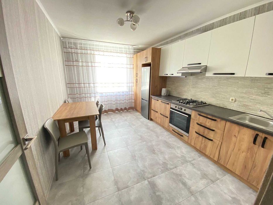 Без комісії Власник Здається в оренду 1 кімнатна по вул. Відродження