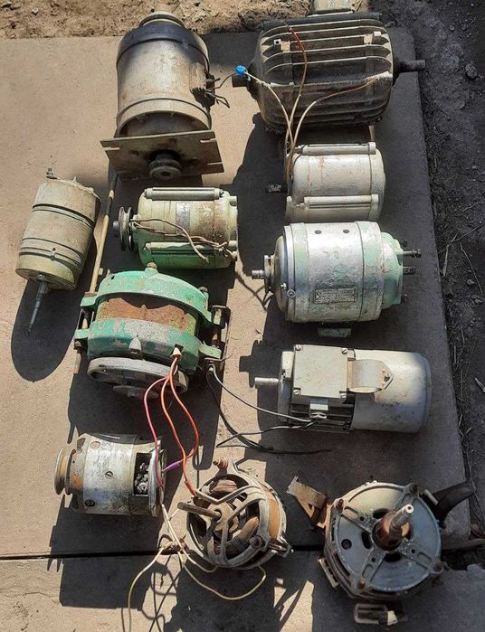 Автомати АК50-3..ключи ссср..двигатели..гофра военка