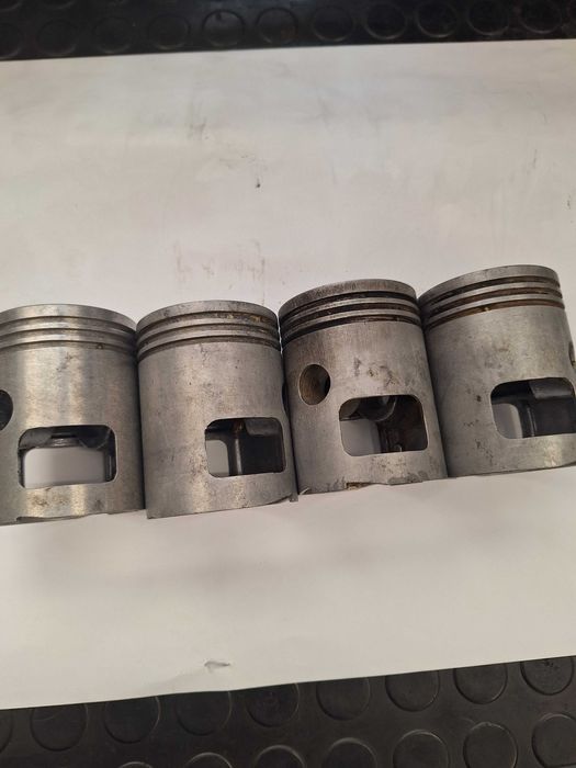 Продам поршня мото до мото ява