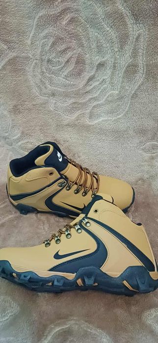 Buty męskie rozmiar 44