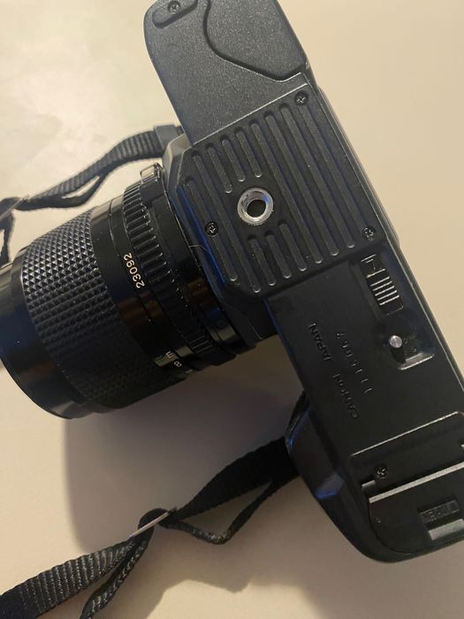 Canon T70 + Canon FD 100mm f/2.8 – aparat analogowy