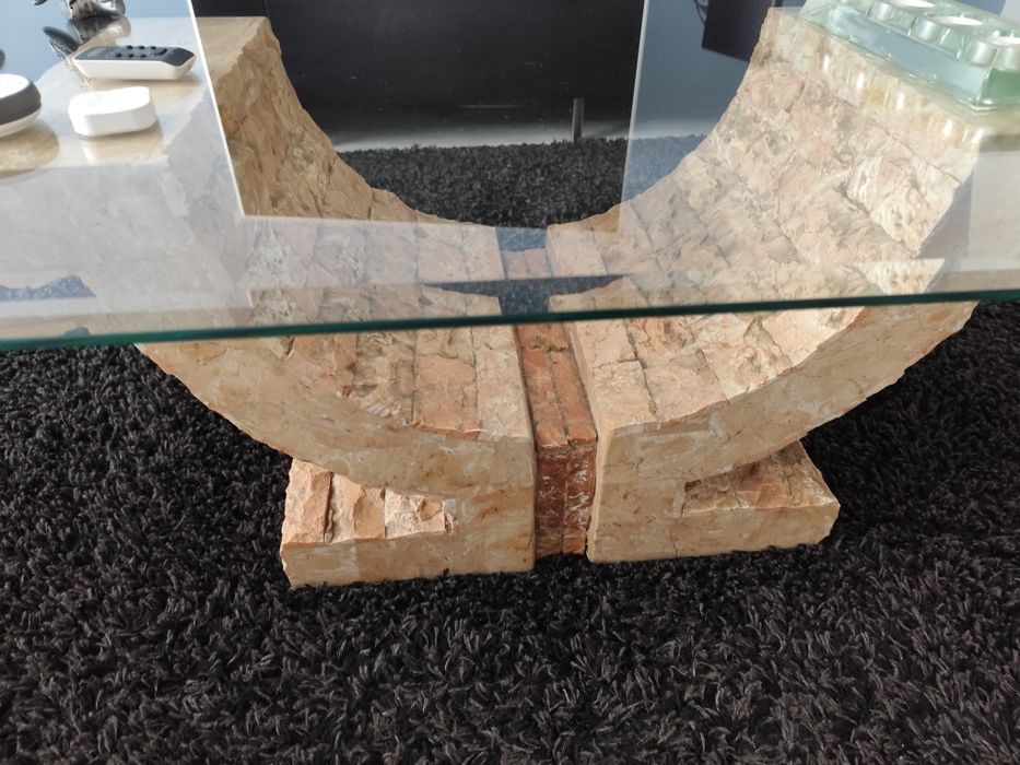 Mesa de Centro em mármore e vidro