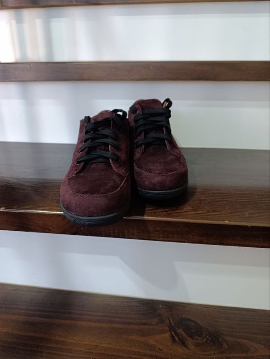 Кросівки жіночі avena