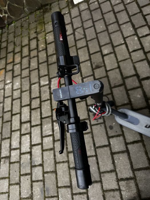 Електросамокат Ducati Pro 1 Evo Black