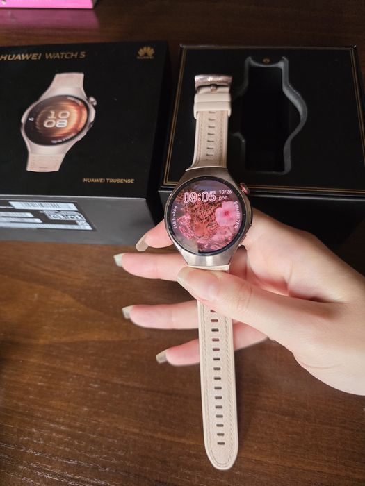 Huawei watch 5 Gold