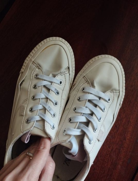 Кеды Zara меняют цвет 34 р.