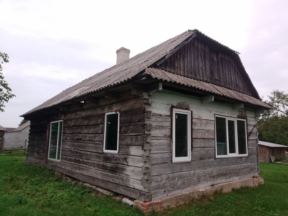 Будинок дерев'яний.Без ділянки!
