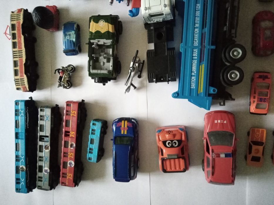 Машинки модельки на вес