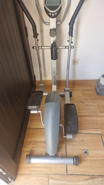 Bicicleta de ginástica