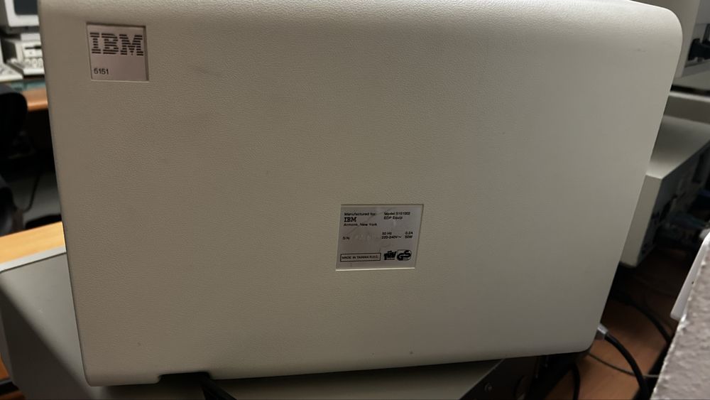 Monitor IBM 5151477208764178780162