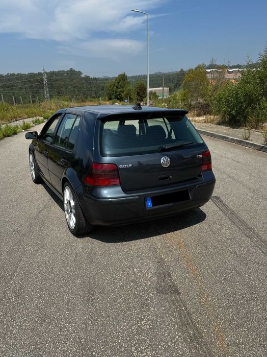 Volkswagen Golf IV 1.9 TDI PD (Look R32)