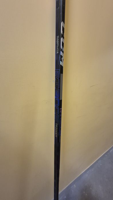 Kij hokejowy ccm ribcor trigger 7