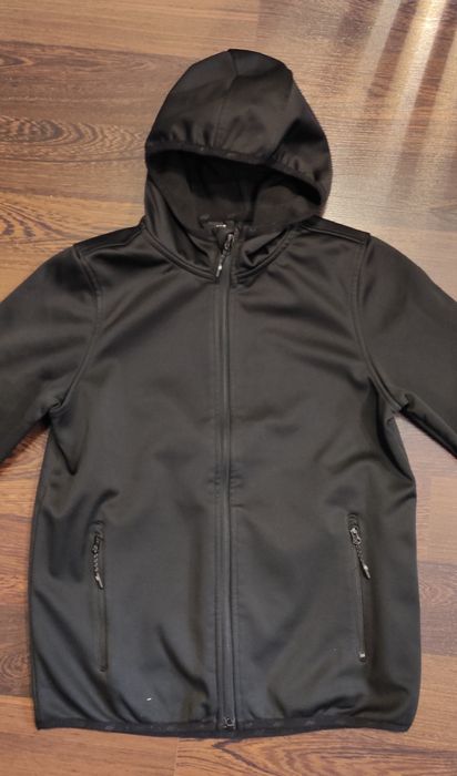 Czarny softshell 4F 152 model HJL22-JSFM001